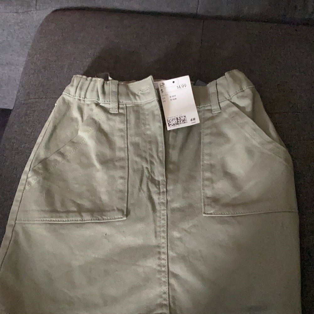 Girl olive green skirt. Brand new with tag.